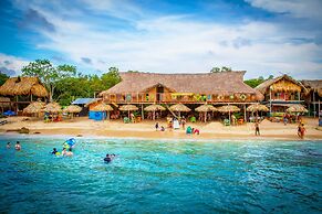 Nuestros Tres Tesoros