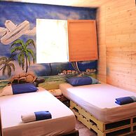 Nuestros Tres Tesoros