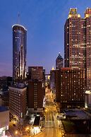 The Candler Hotel Atlanta, Curio Collection by Hilton