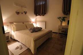 Suite del Vico Family