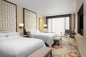 Sheraton Manila Hotel at Newport World Resorts