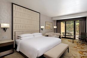 Sheraton Manila Hotel at Newport World Resorts