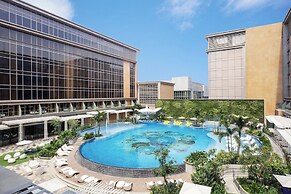Sheraton Manila Hotel at Newport World Resorts