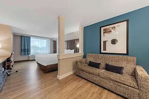 Comfort Inn & Suites Miami International Airport