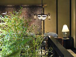 Dhawa Yura Kyoto