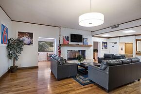 Studio 6 - Colorado Springs - Air Force Academy