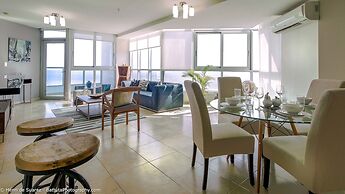 Modern Apartment in Costa del Este