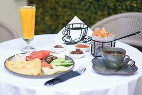 Golden City Hotel, Tirana