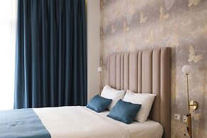 Golden City Hotel, Tirana