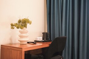 Golden City Hotel, Tirana