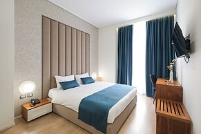 Golden City Hotel, Tirana