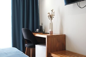 Golden City Hotel, Tirana