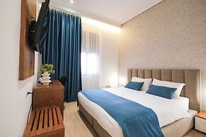 Golden City Hotel, Tirana