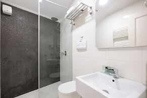 Golden City Hotel, Tirana