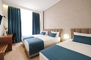 Golden City Hotel, Tirana
