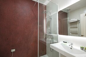 Golden City Hotel, Tirana
