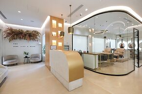 Golden City Hotel, Tirana