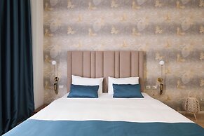 Golden City Hotel, Tirana