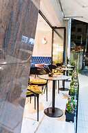 Golden City Hotel, Tirana