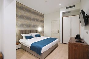 Golden City Hotel, Tirana