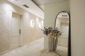 Golden City Hotel, Tirana