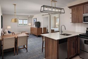 Pomeroy Hotel Fort McMurray