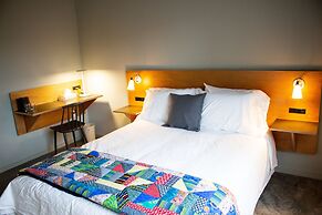 Travelers Hotel