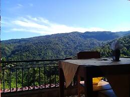 Aris Homestay and Warung Made