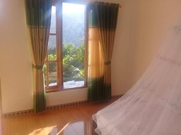 Aris Homestay and Warung Made