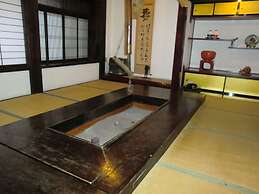 Motoyu Arimaya