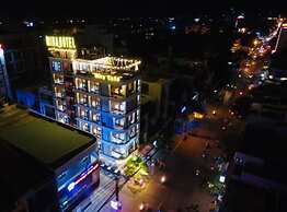 Mira Hotel