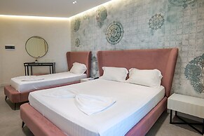 Blue Boutique Hotel
