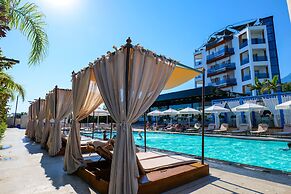 Blue Boutique Hotel