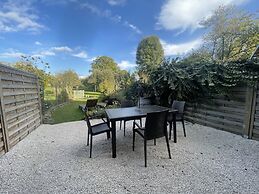 Maison De L'etang