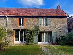 Maison De L'etang