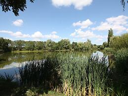 Maison De L'etang