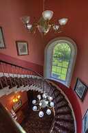 The Elms Hotel