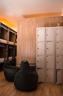 Lounge Capsule Hostel