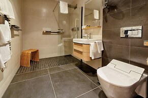 Donautica Hotel & Restaurant