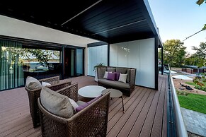 Donautica Hotel & Restaurant