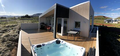 Kerbyggd: Luxury House and Cottage in Golden Circle