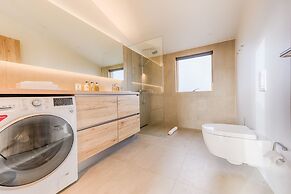 Kerbyggd: Luxury House and Cottage in Golden Circle