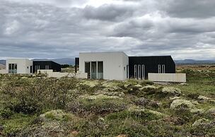Kerbyggd: Luxury House and Cottage in Golden Circle