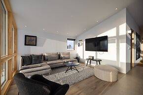 Kerbyggd: Luxury House and Cottage in Golden Circle