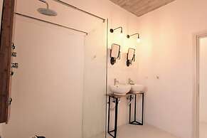 Mesanto Luxury Suites