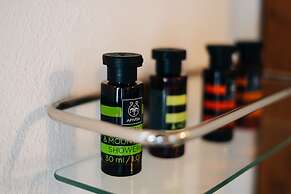 Mesanto Luxury Suites