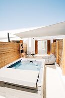 Mesanto Luxury Suites