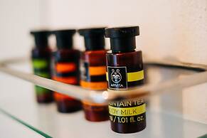 Mesanto Luxury Suites