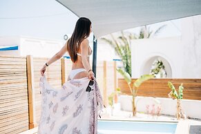 Mesanto Luxury Suites