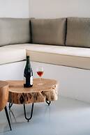 Mesanto Luxury Suites